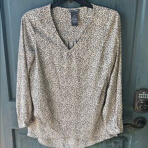 Chelsea & Theodore Animal Print V-Neck Blouse